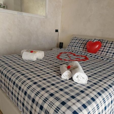 Palazzo Ponte Pietra Apartment Verona Exterior foto